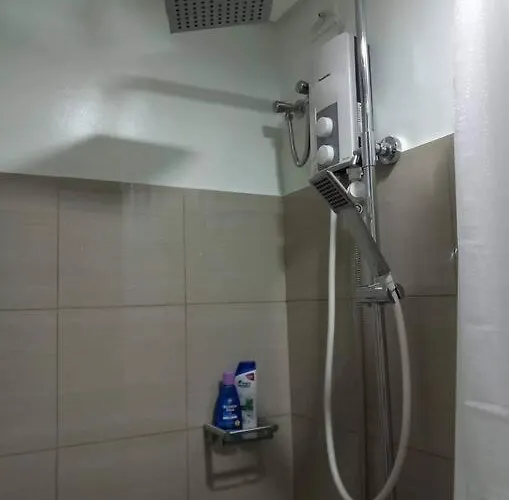 Shore 2 Unit Near Moa Apartment